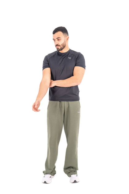Black Tee+Olive sweatpants - BEASTR